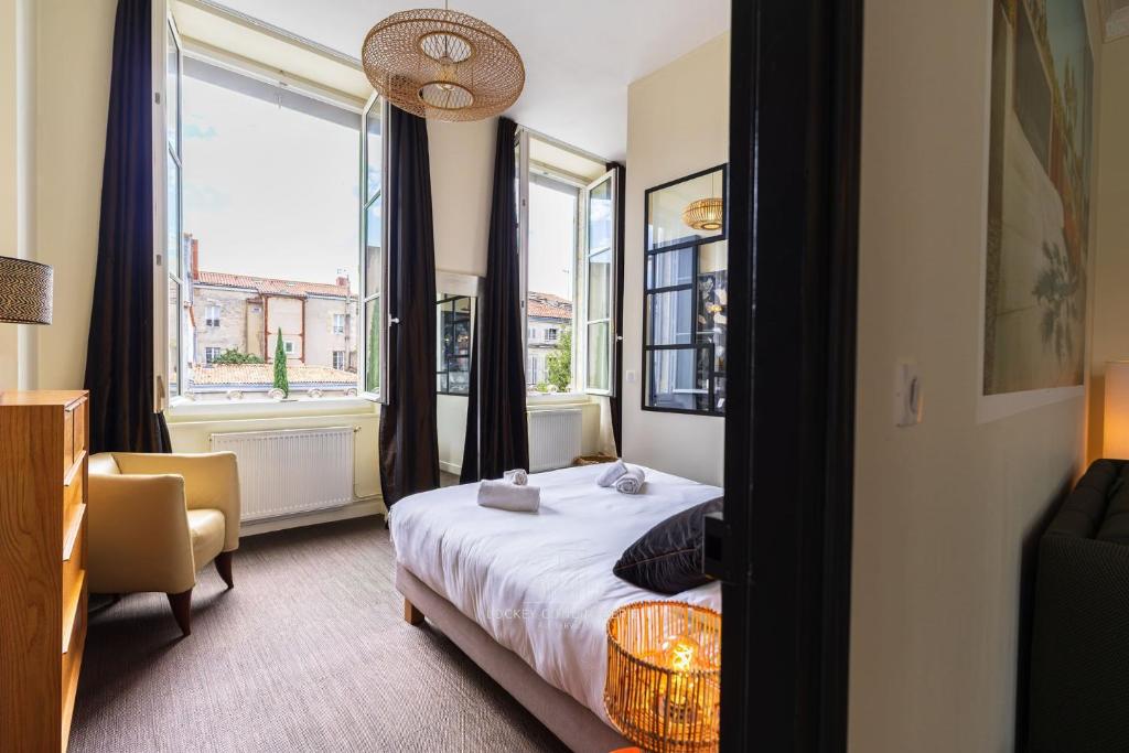 Appart Classé 4* | Hôtel Particulier Rochelais - 2