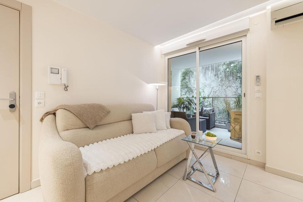 Cannes: superbe appartement de type T2 pour 4 pers - 2