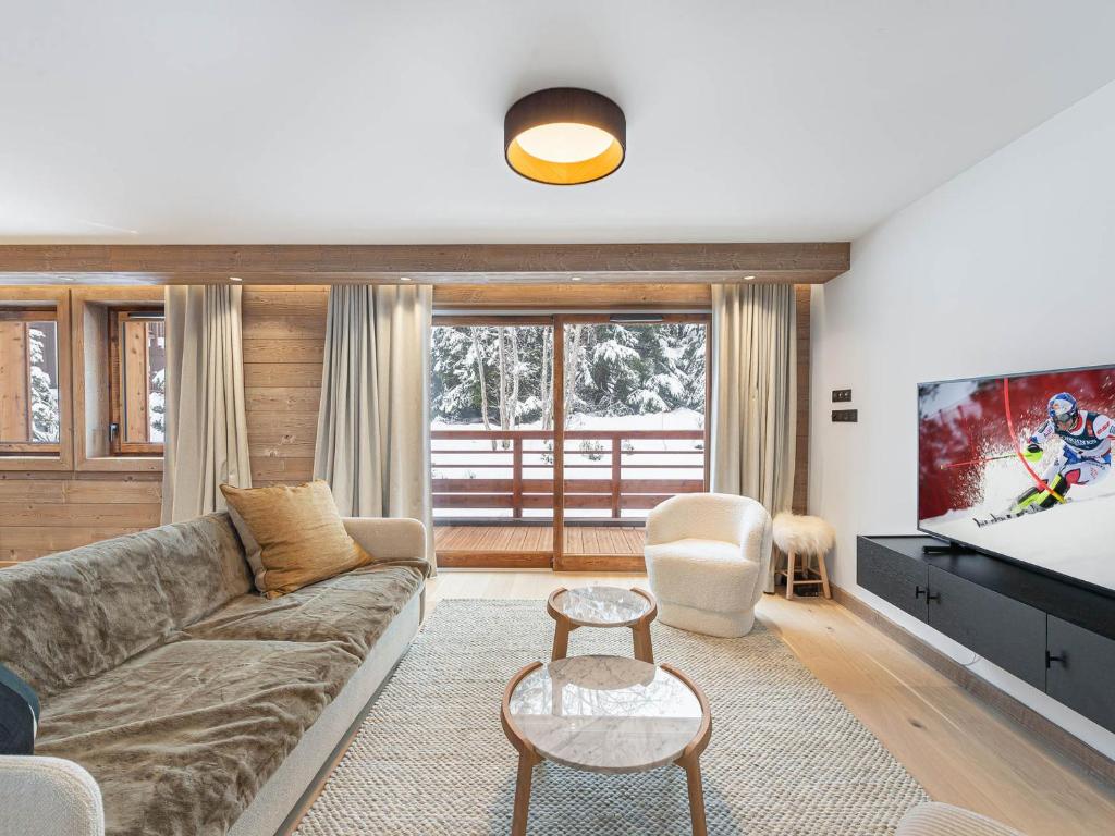 Appartement neuf avec terrasse, 2 chambres près des pistes, sauna, hammam, salle de sport, parking - 1