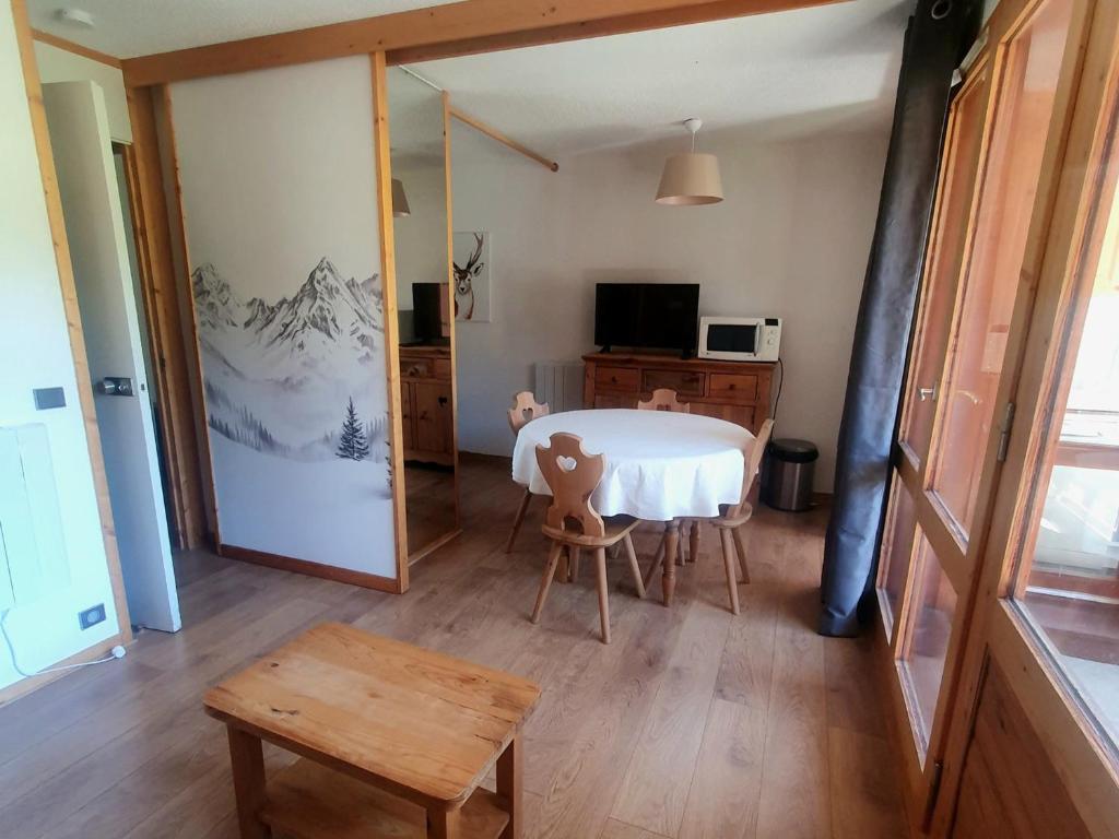 Studio lumineux 4 pers, balcon, parking - FR-1-181-2853 - 1