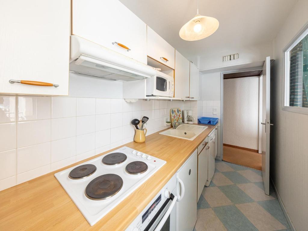 Studio 5 pers, au pied des pistes, centre-station - 4