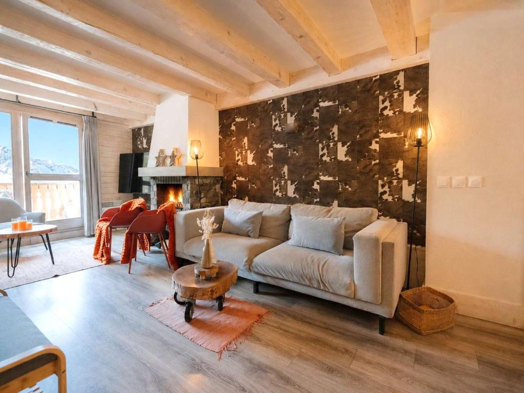 Somptueux chalet 130 m², 11 pers, vue montagnes, cheminée, 5 chambres - FR-1-545-27 - 2