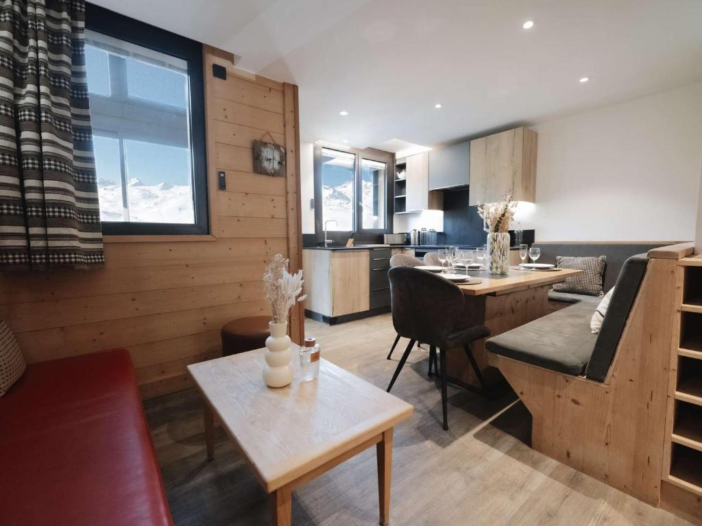 Superbe duplex rénové 3 ch, balcon, proche pistes, Val Thorens - FR-1-545-2 - 2