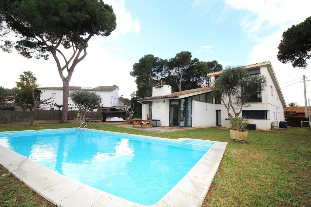 Casa con piscina privada en Masos de Pals - 1