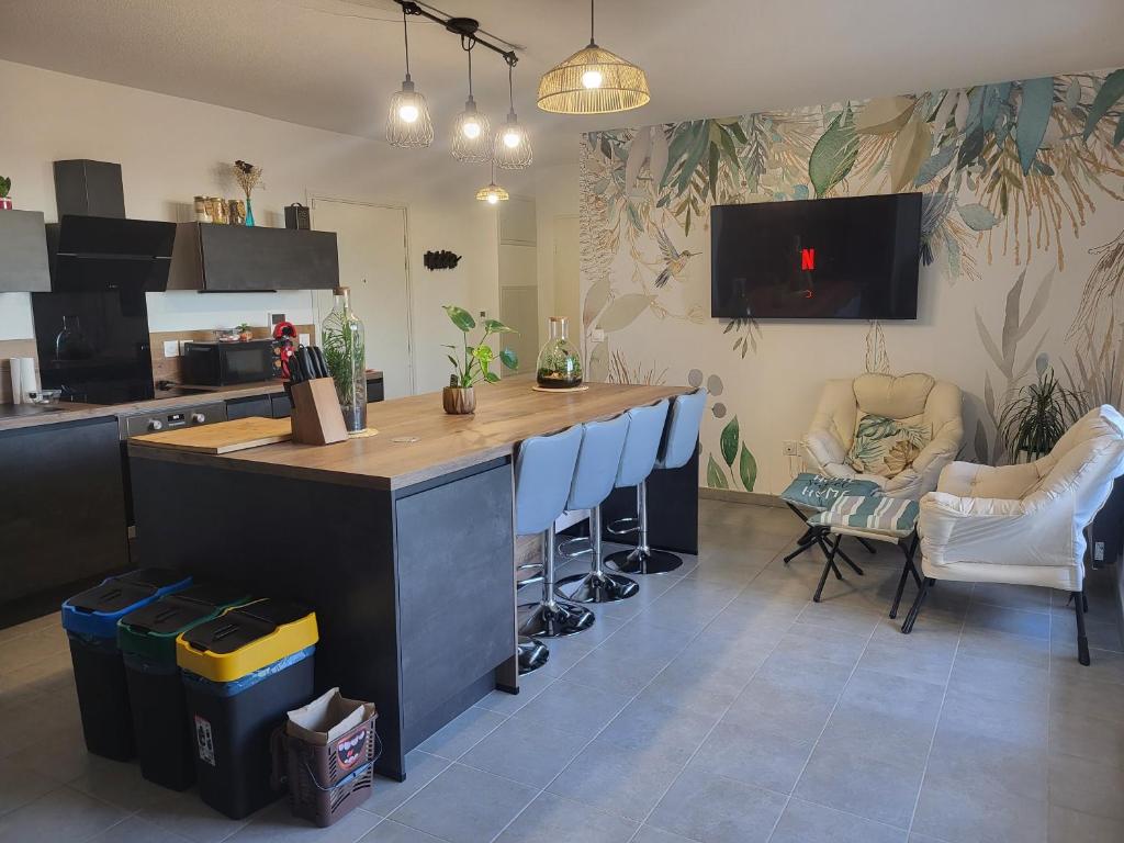 Bright cozy space Fully equipped 4 to 6 guests - 4