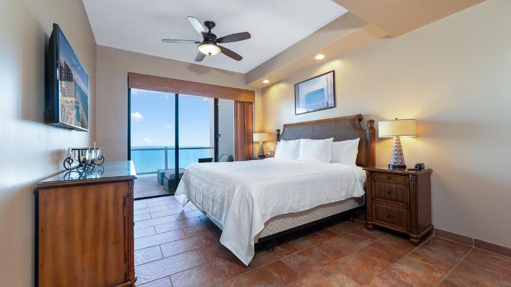 Stunning 3BR 2BA Cristal 1001 @ Las Palomas - 3