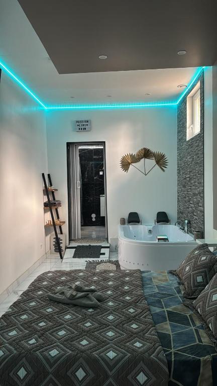 Suites&Spa 2 Suites 2 Jacuzzi 1 Sauna by L Amaryllis - 4