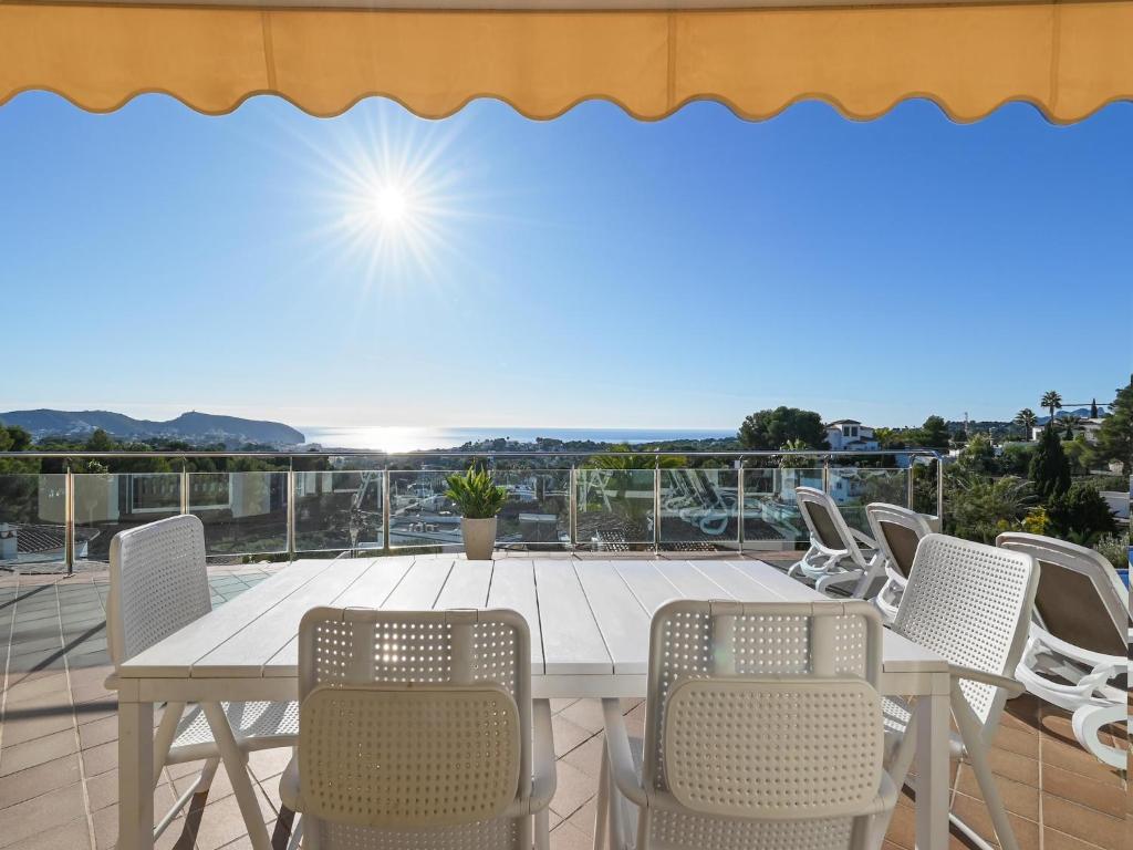 Villa in Moraira with Pool near Beach - 3
