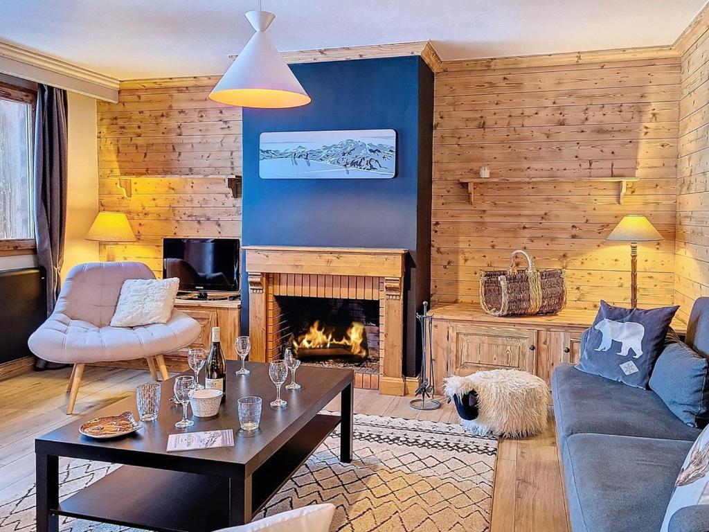 Triplex Spacieux au Pied des Pistes avec Balcons - 1