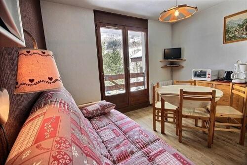 Résidence Glieres - Studio 3 personnes à Bourg Saint Maurice dans une résidence avec piscine et proche du funiculaire MAE-2161 - 3