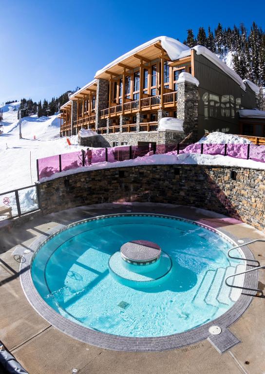 Sunshine Mountain Lodge photo