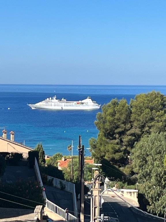 Six fours les lones T2 42m2 vue mer - 1