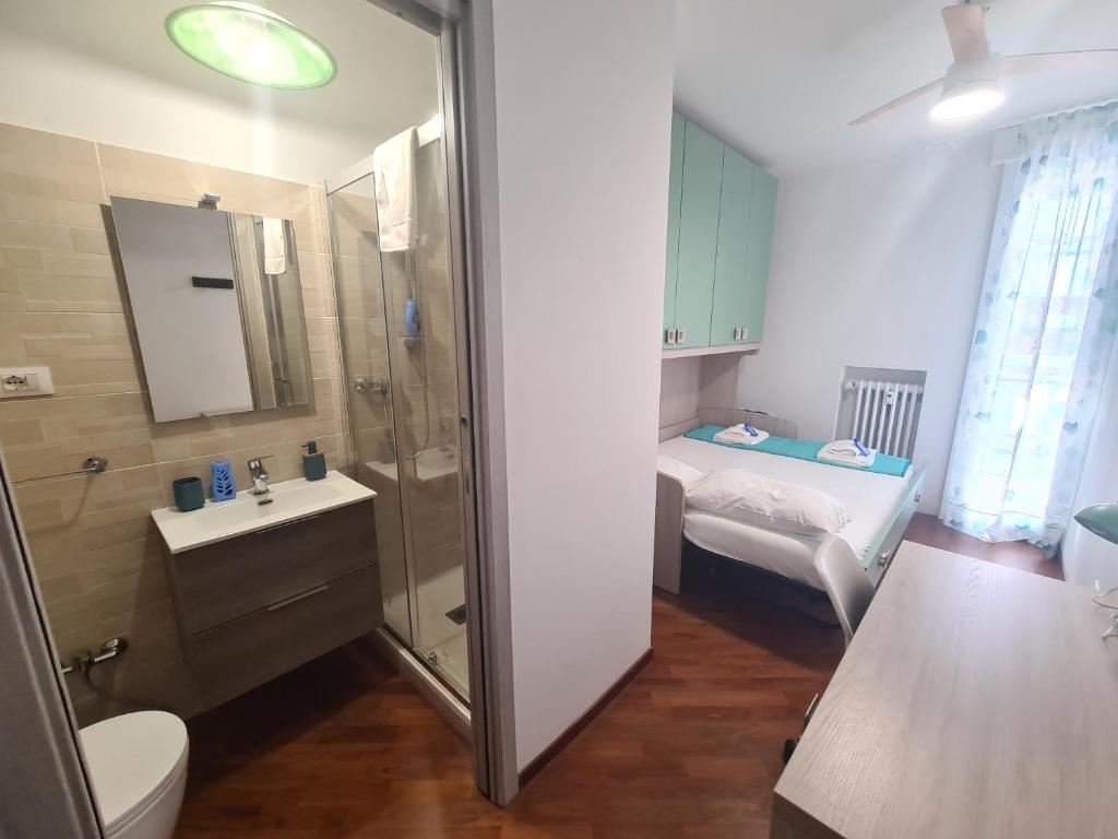 Bologna Vibes - 6 Rooms with Baths - Self Check in - 10 Guests - 3