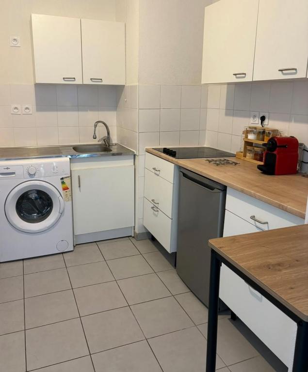 Appartement moderne - terrasse - parking gratuit - 5