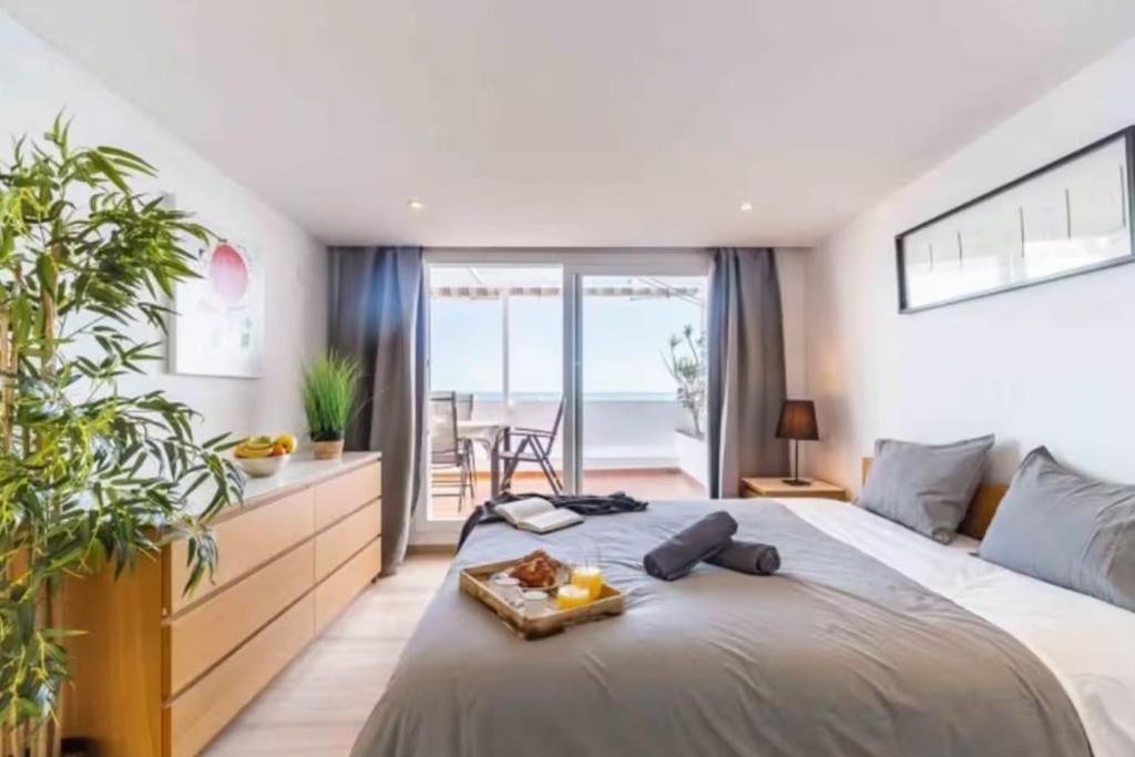 AT- Premium Penthouse Beachfront View Terrace Turivida B - 2