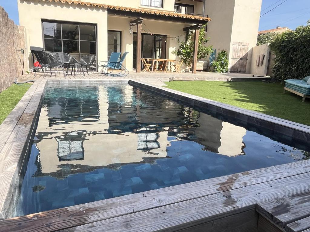 Coeur village, 4 chambres, piscine, proche mer - 2