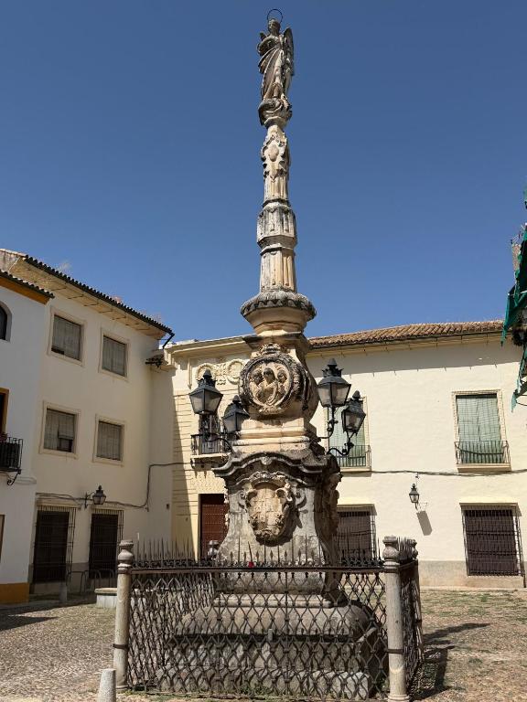 Ático Aguayos con terraza y cuatro dormitorios. - 2