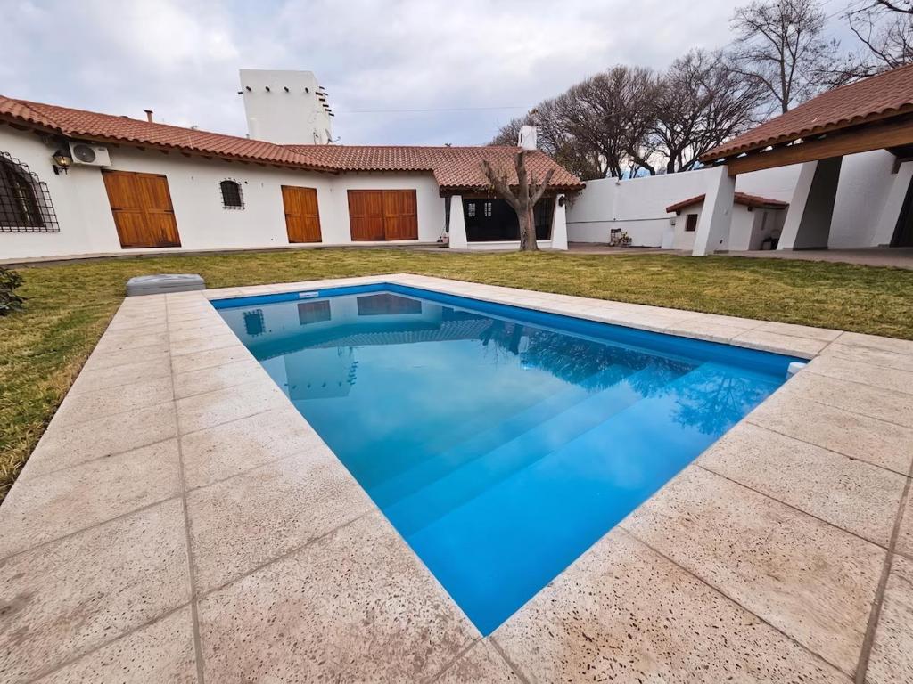 Casa Veracruz - Casa con pileta, jardín y quincho - 1