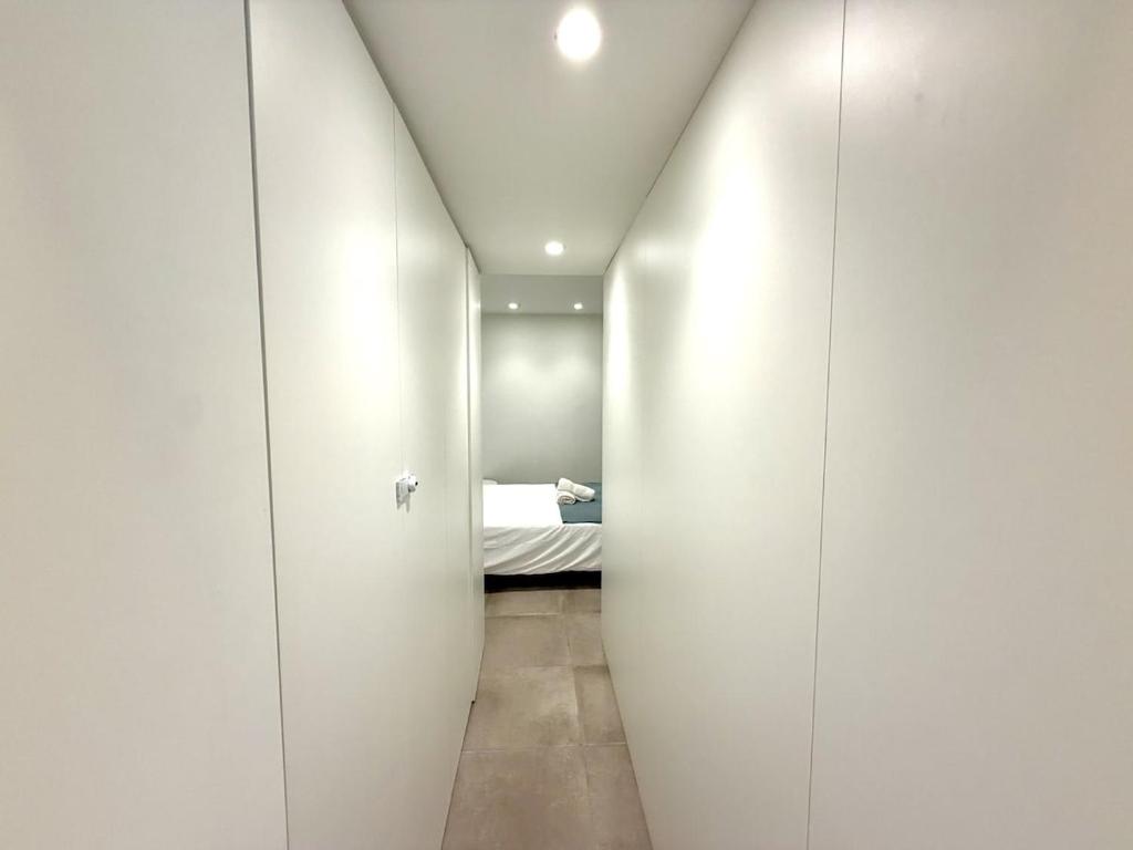 Spacious 2BR,2BA Near Nou Mestalla Valencia - 5