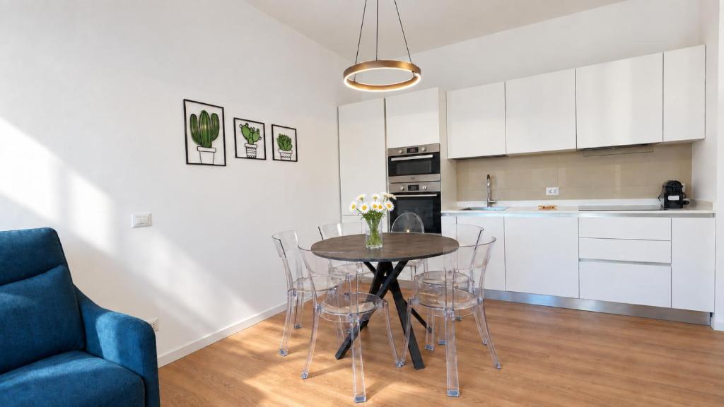 Elegantis Trastevere Family Apartment with Terrace - Near Tram, Train and Bus for the City Centre - 4