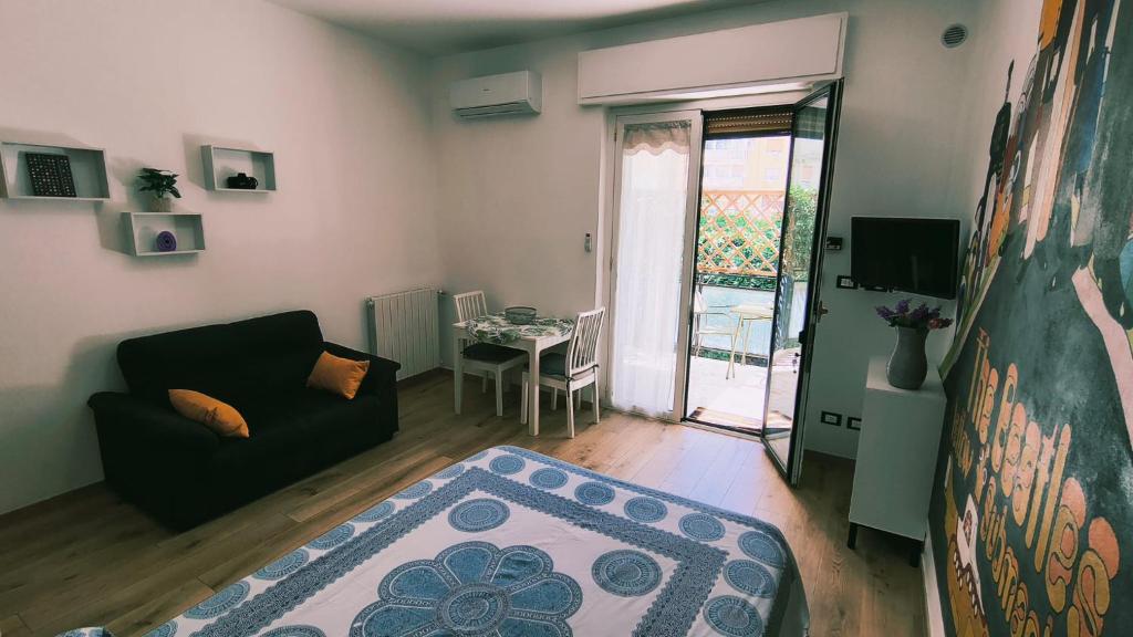 Yellow Submarine - 3