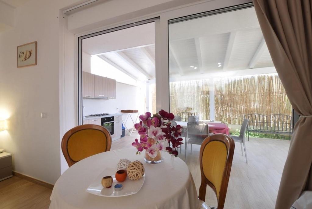 Spacious apartment in Pozzallo, sea view, shared pool - 3