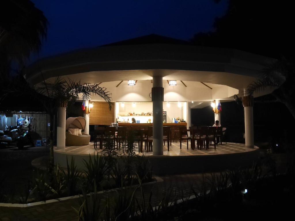 Restaurant, Bohol Dreamcatcher Resort in Bohol