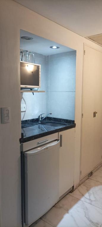 Departamento en plena Avenida Corrientes al 800 - 2