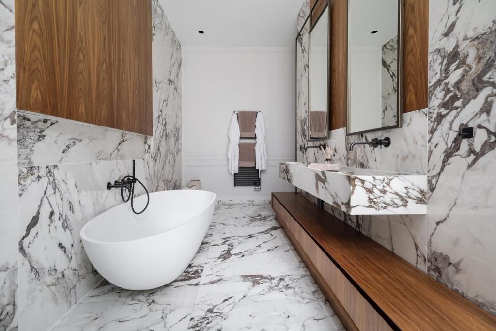 Luxury apartment 4BDR8PAX - 2