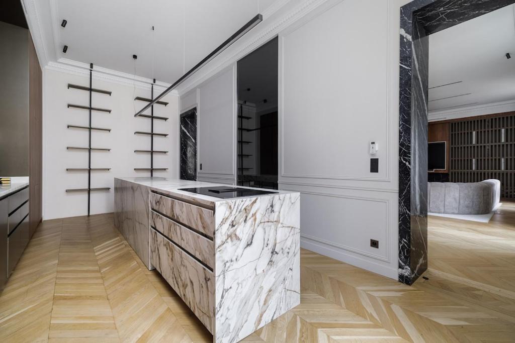 Luxury apartment 4BDR8PAX - 3