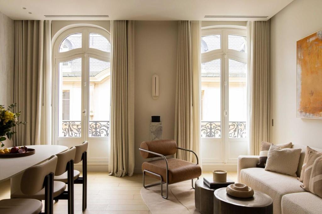 Luxury flat 2BR6P - 1