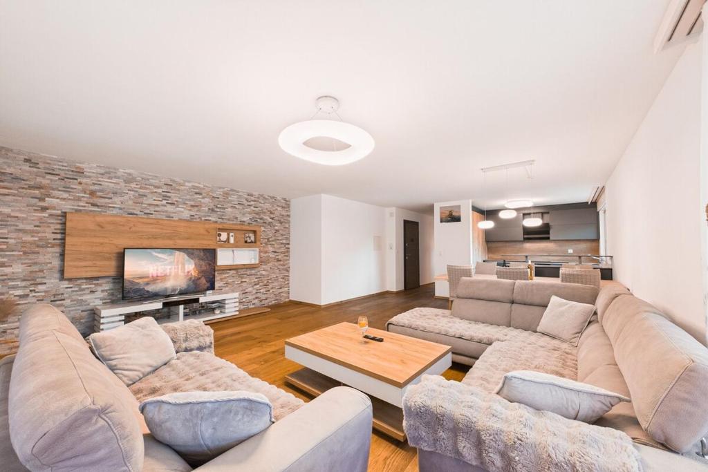 Briger apartment right in the city of Brig - 2