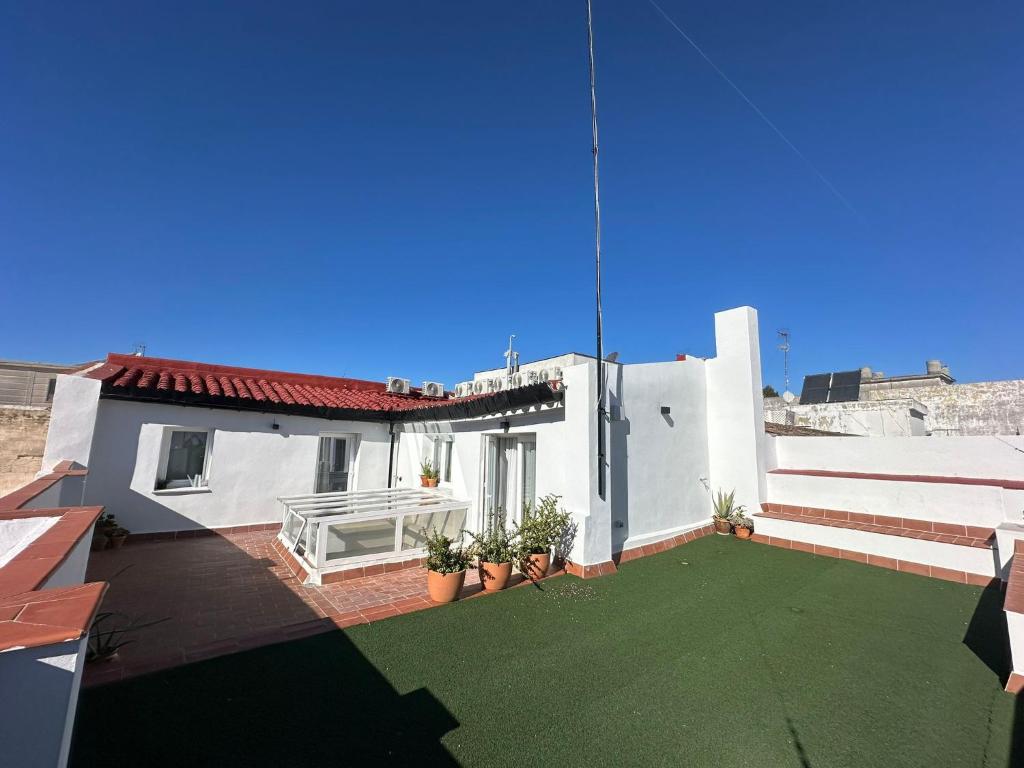 CASTELLANO Home - 2