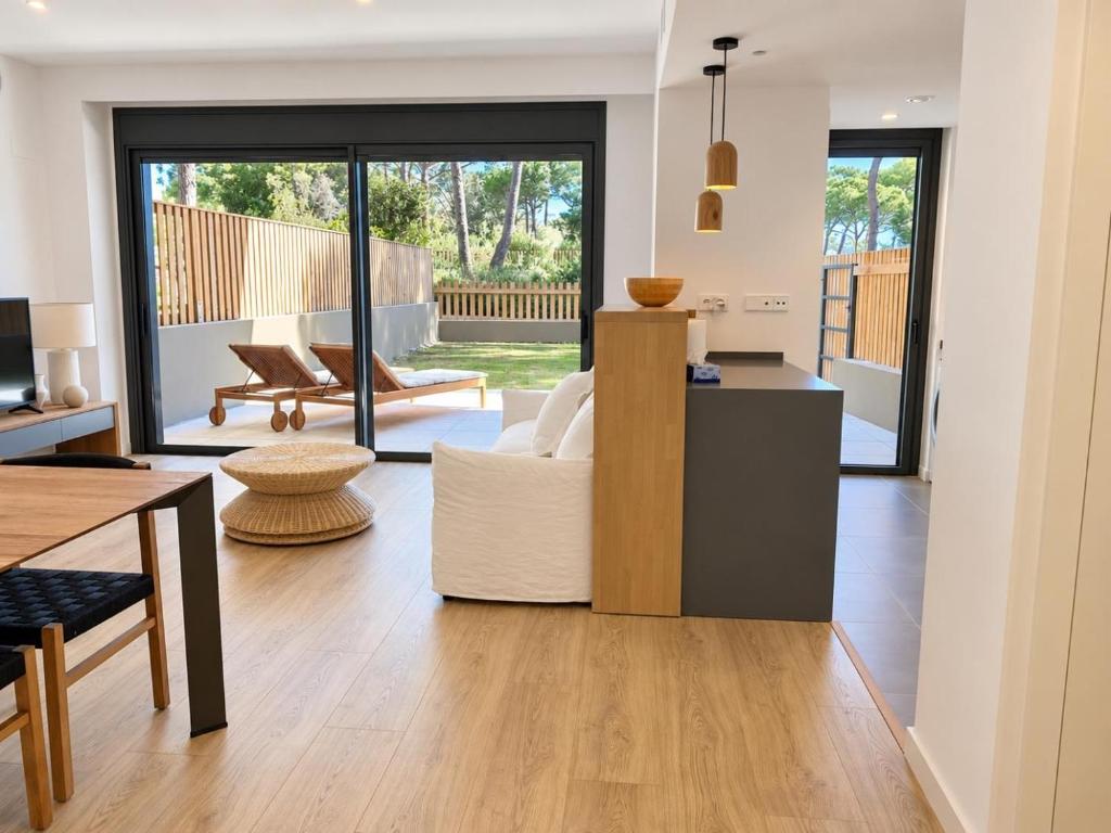 Apartamento nuevo, equipado y decorado con estilo - 3