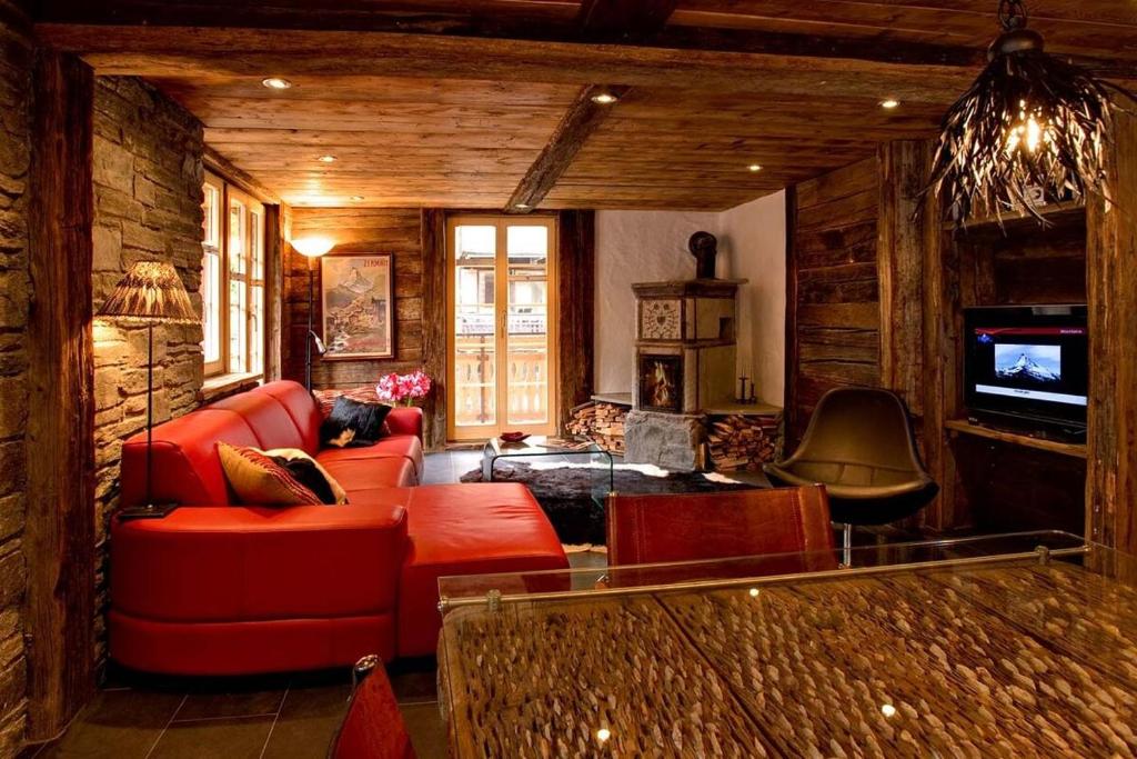 3BR Apartment in a traditional Swiss chalet - 3