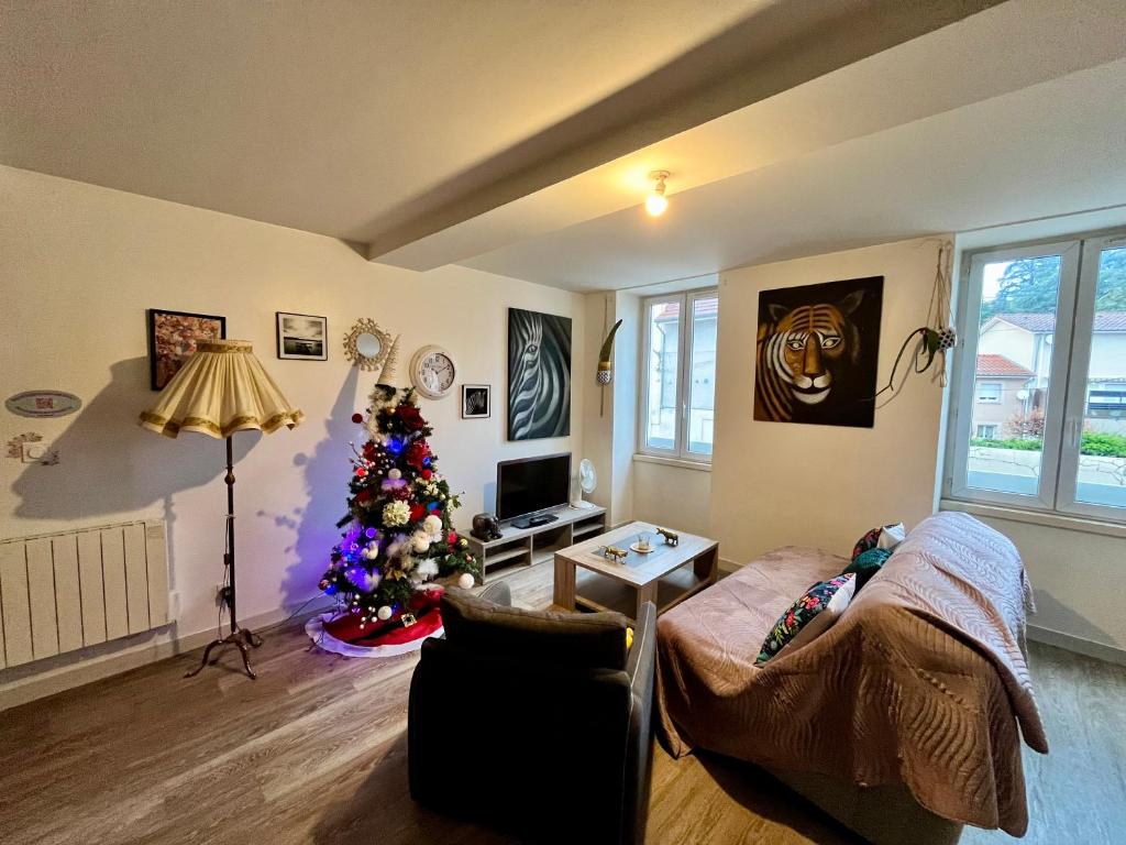 La Casa, Axe LyonGrenoble, 4 pers, 2 couchages queen - 2