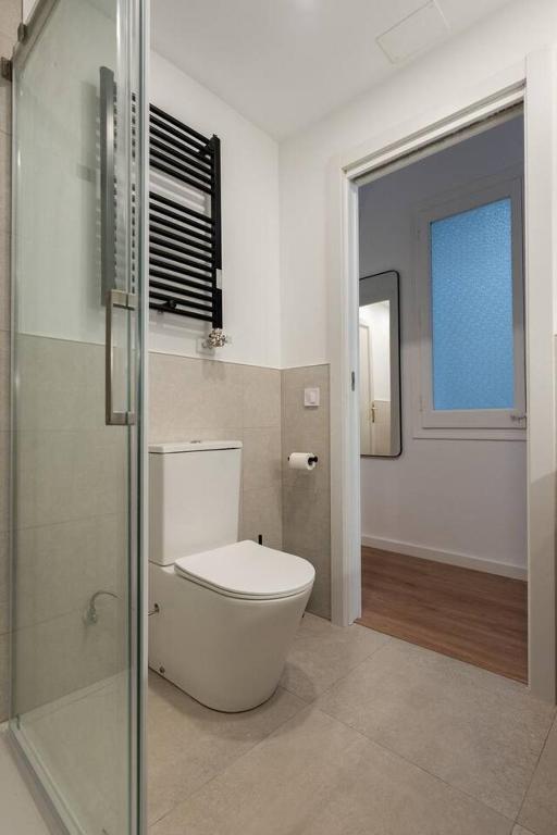 Monthly Central Flat Urgell 1 min AC Wi-Fi - 3