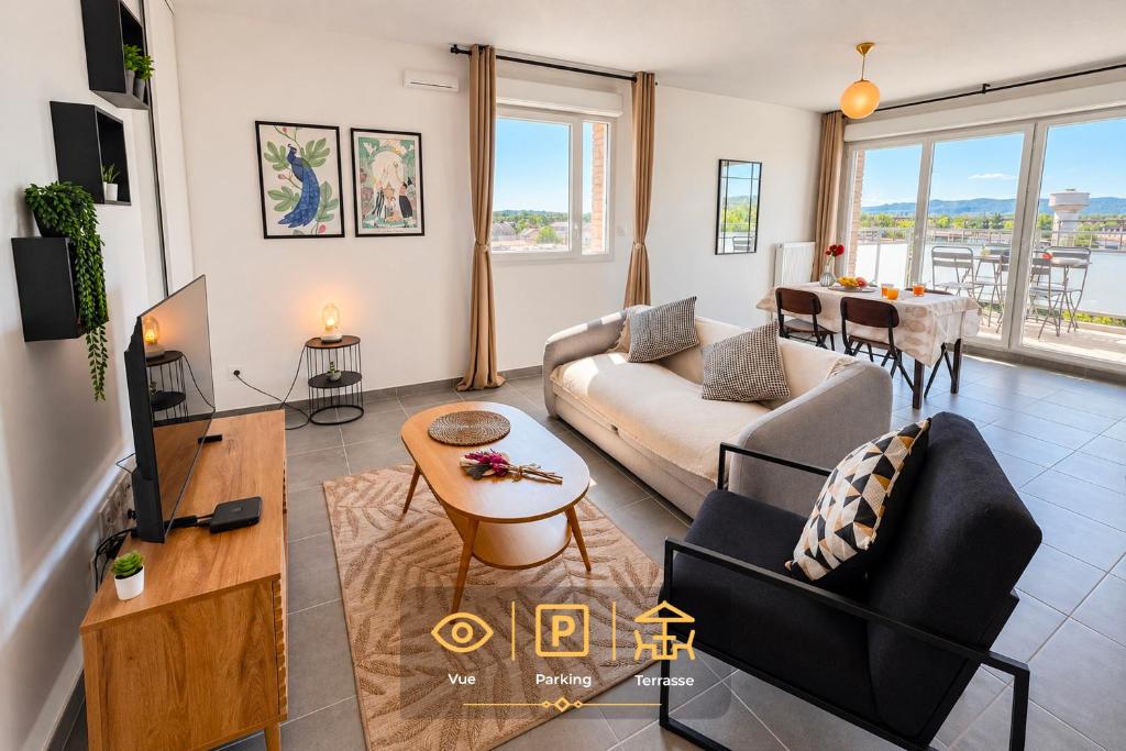 Private Parking - Balcony - Comfort & Light - 1