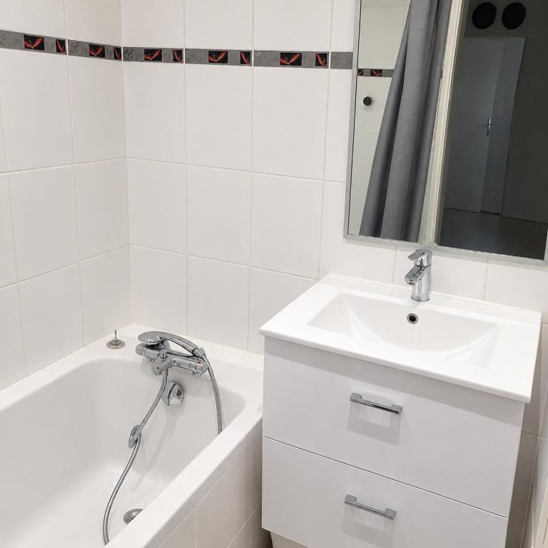 Quiet apartment near the station and city center - 4