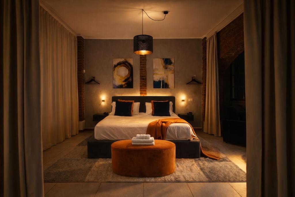 Designer Loft with Private SPA and Terrace - 1