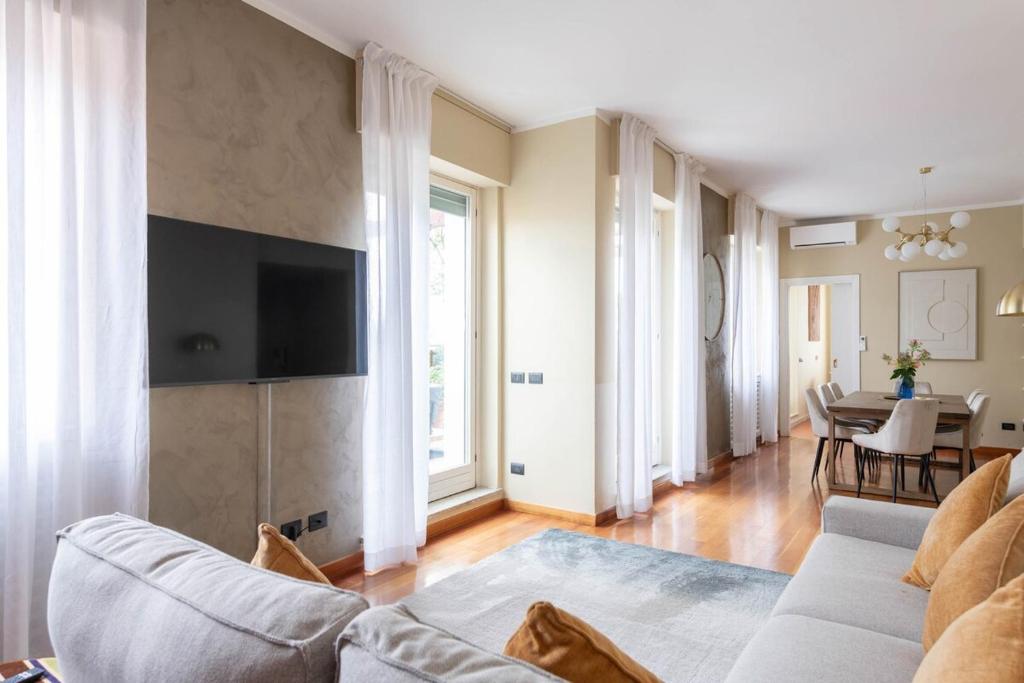 3 Bedroom Apartment with Terrace - 2