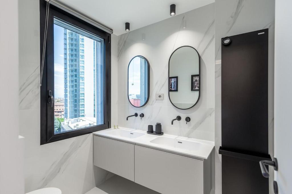 Lumen Milano Skyline View Attic - 5