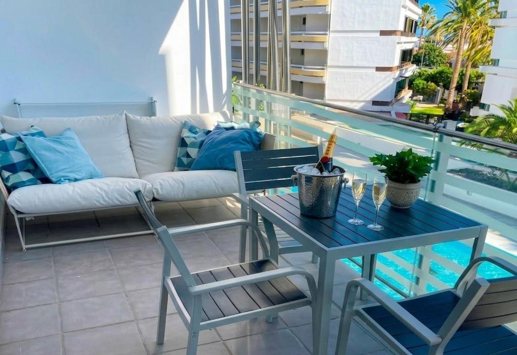Big Heated Pool - Lounge - TOP location - 1
