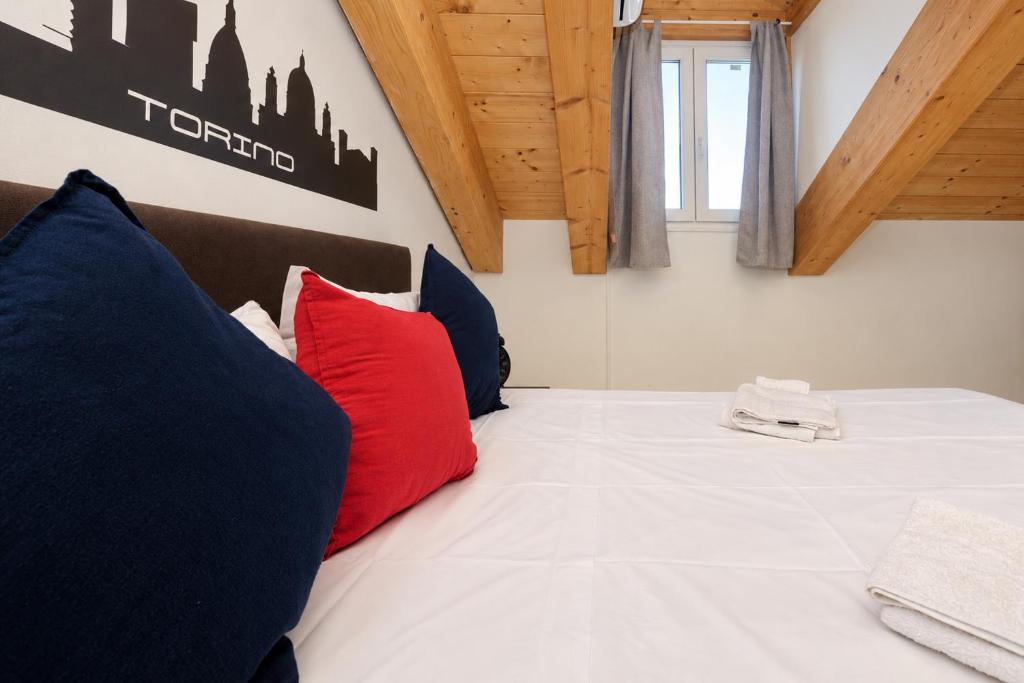 Coco Home-Chic Mansarda In the Heart of Turin - 5