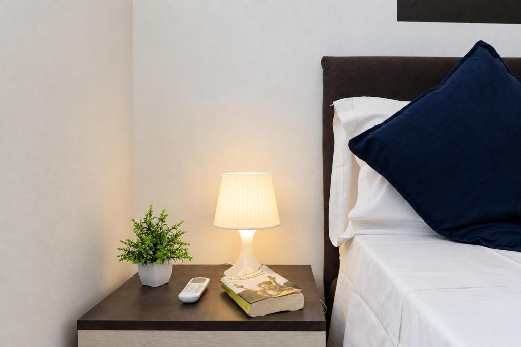 Coco Home-Chic Mansarda In the Heart of Turin - 2