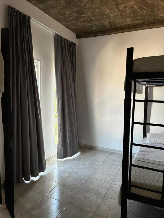 Urban River Hostel - 3