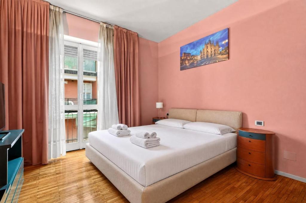 Elegant Milan Home AC & Wi-Fi City Life & Balcony - 1