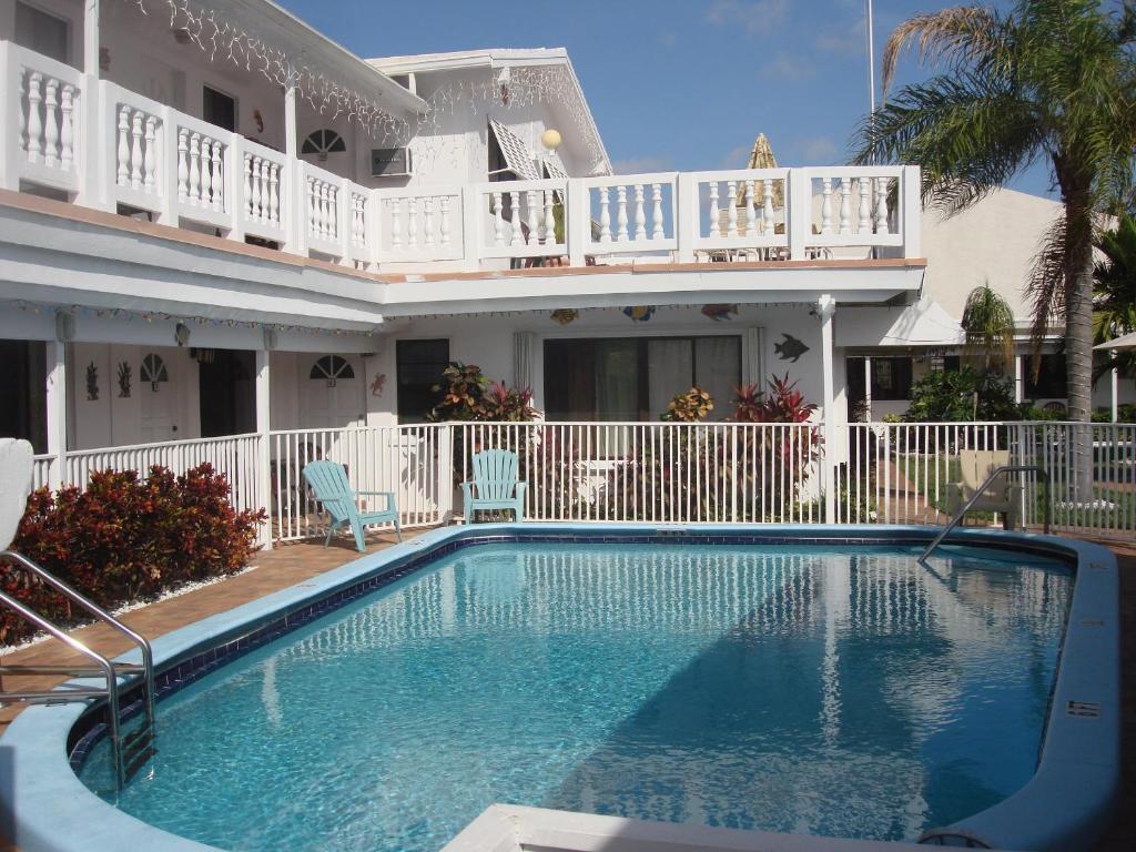 Breakaway Inn Guest House photo