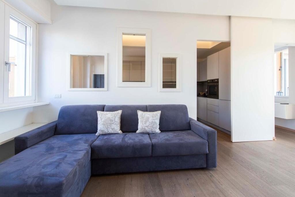 Exclusive terrace Designer apartment in Milan - 4