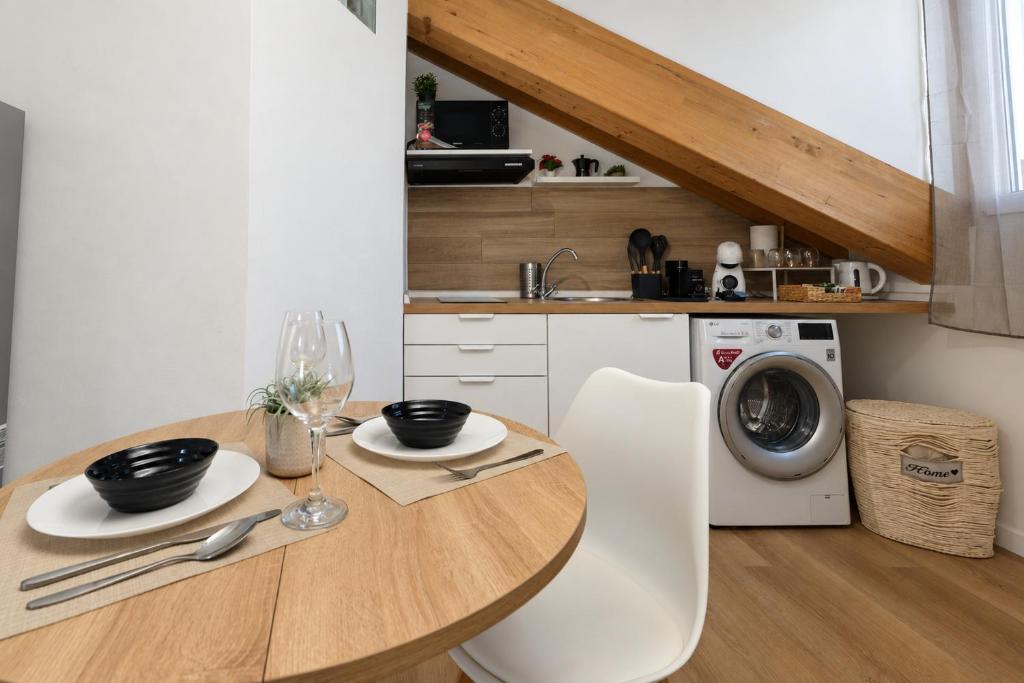 Buniva Home-Mansarda In The Heart of Turin - 2